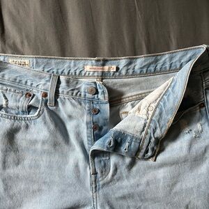 Levi’s wedgie straight Jean